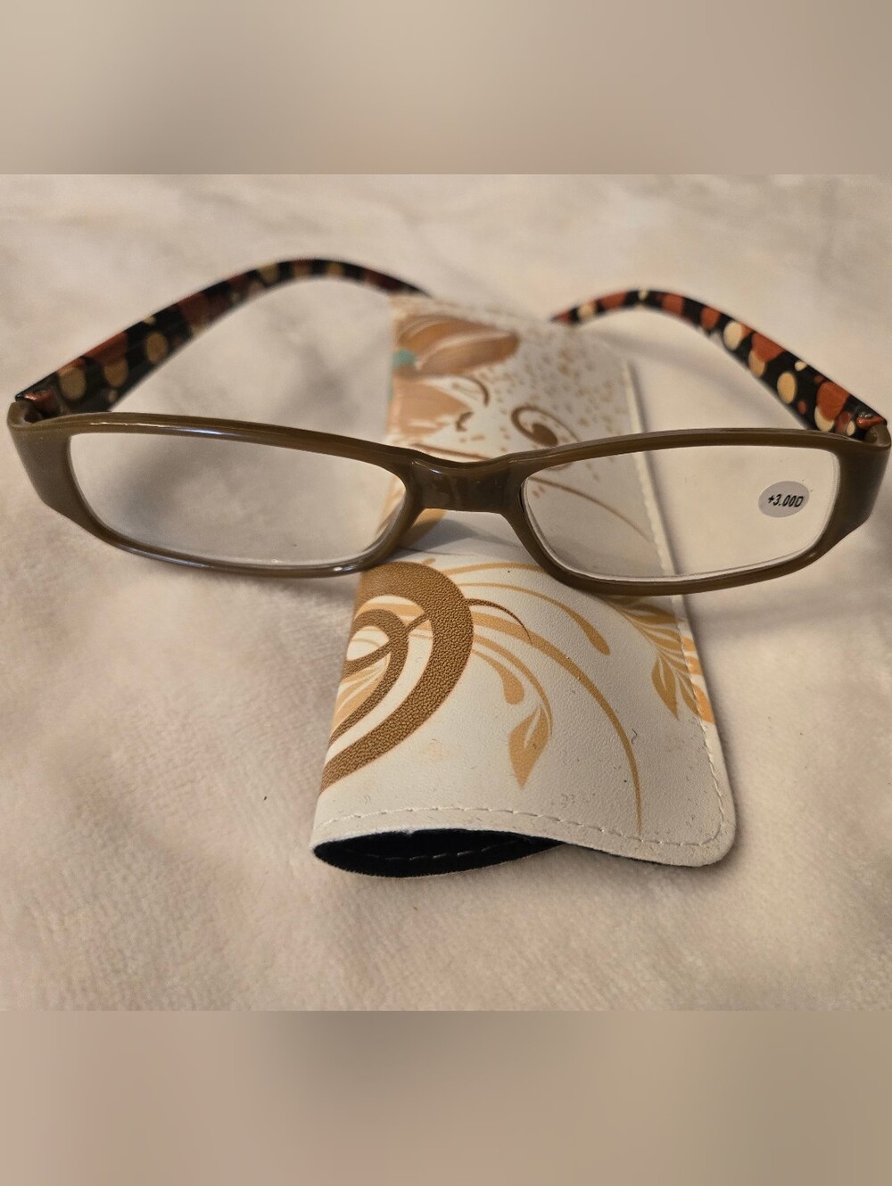 New Brown/Olive/Green Reading Glasses (3.0) with Decorative Temple & Case